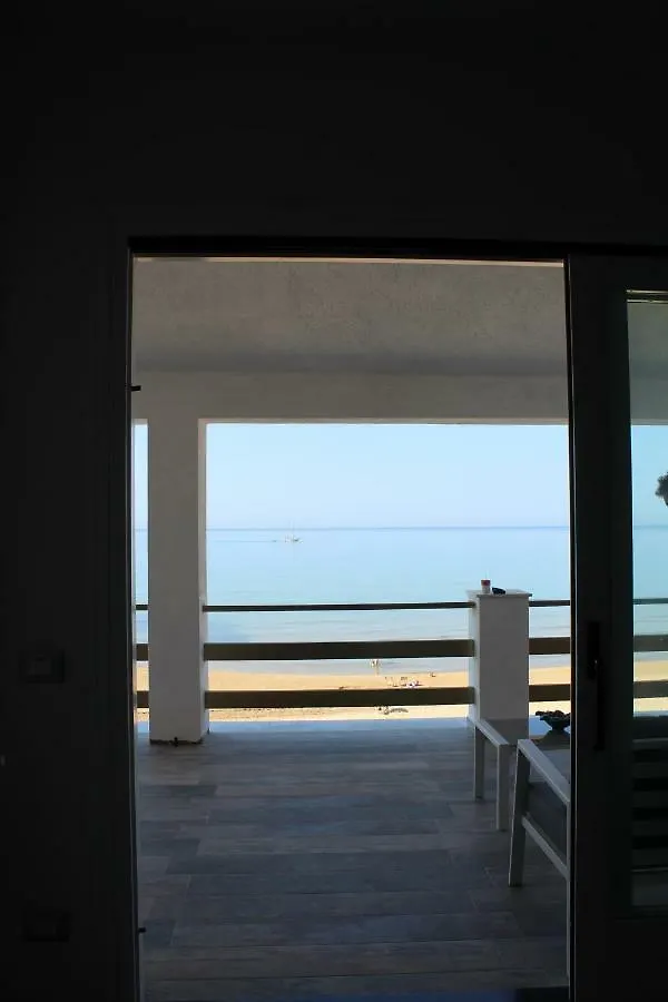 Home Holiday Punta Piccola بورتو إمبيدوكْلي